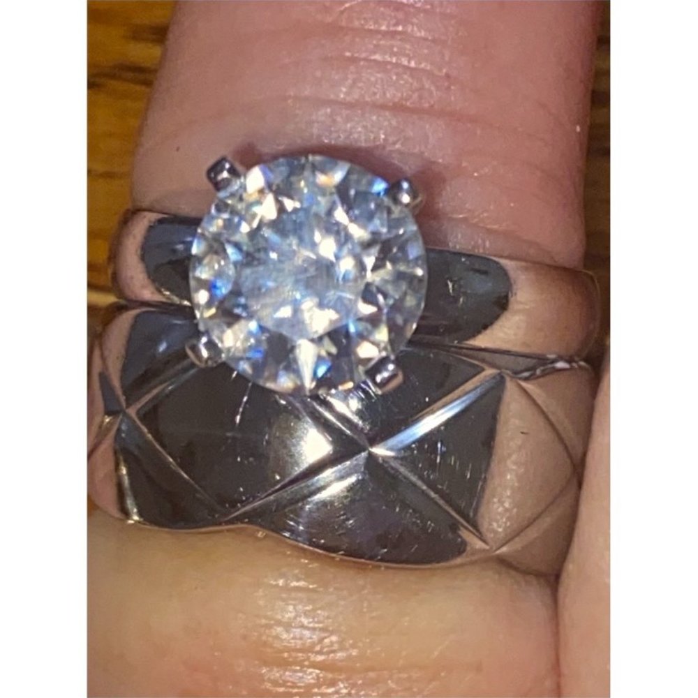 14K white gold with 3 carat moissanite